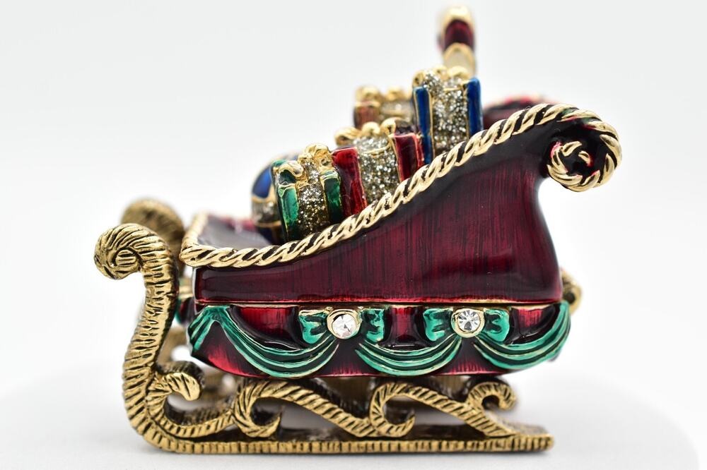 Monet Vintage Christmas Santa Sleigh Present Trinket Box Enamel Holiday Crystal